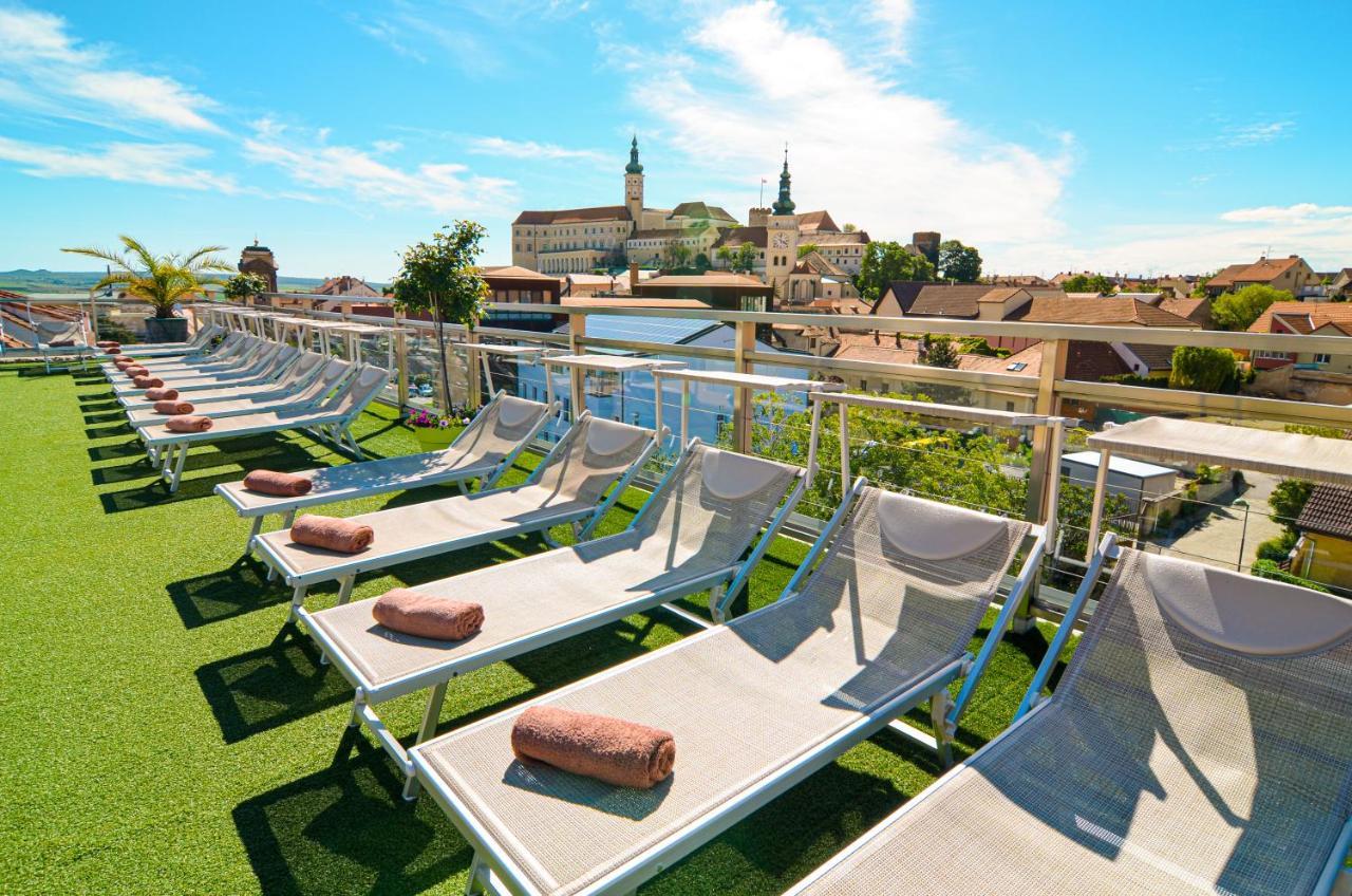 Hotel Galant Mikulov Exterior photo